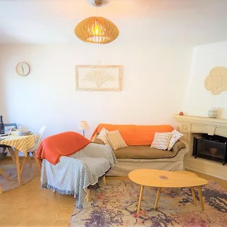 Beautiful 2 Bedroom With Communal Pools Holiday home Villamartin (Valencia)