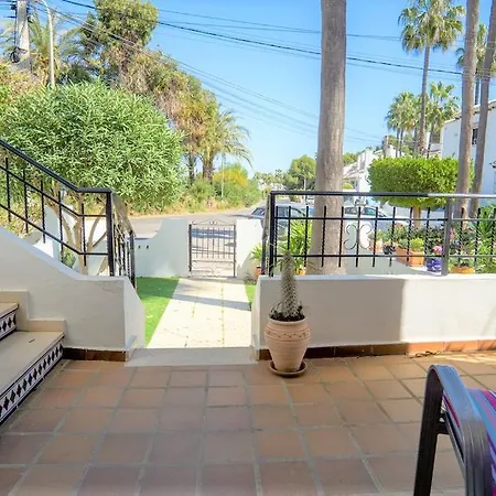 Beautiful 2 Bedroom With Communal Pools Holiday home Villamartin (Valencia)