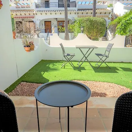Holiday home Beautiful 2 Bedroom With Communal Pools *